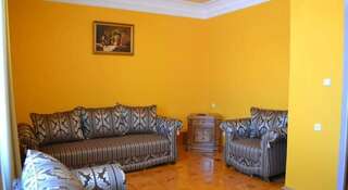 Гостиница Family House Батайск Номер люкс семейный-2